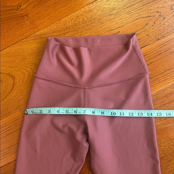 ALO Yoga 7/8 High Waist Air Lift Legging Soft Mulberry - Picture 11 of 13